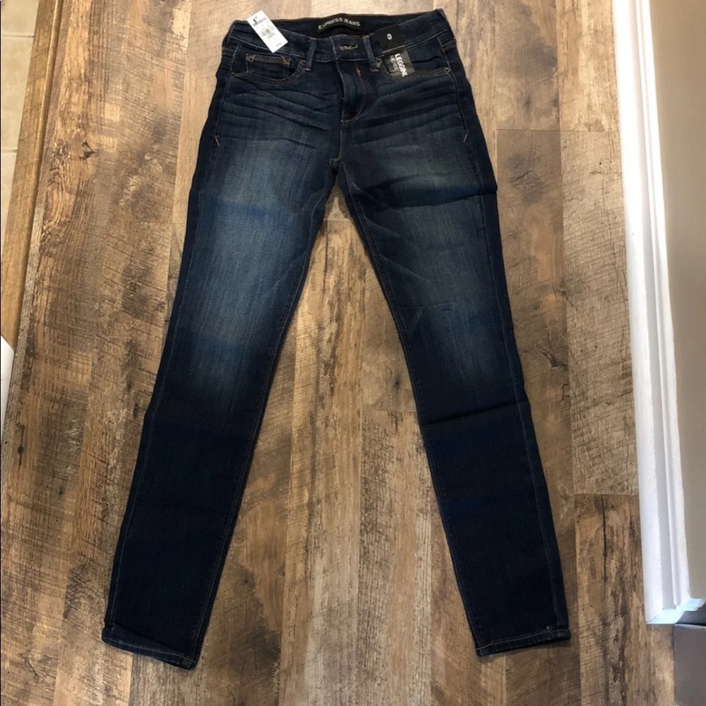 - NEW Women’s Blue Express Jeggings/Jeans